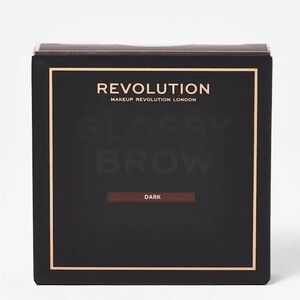 ❄️ Makeup Revolution | Glossy Brow Kit Dark